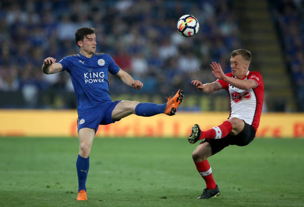 她总能在关 她总能在关