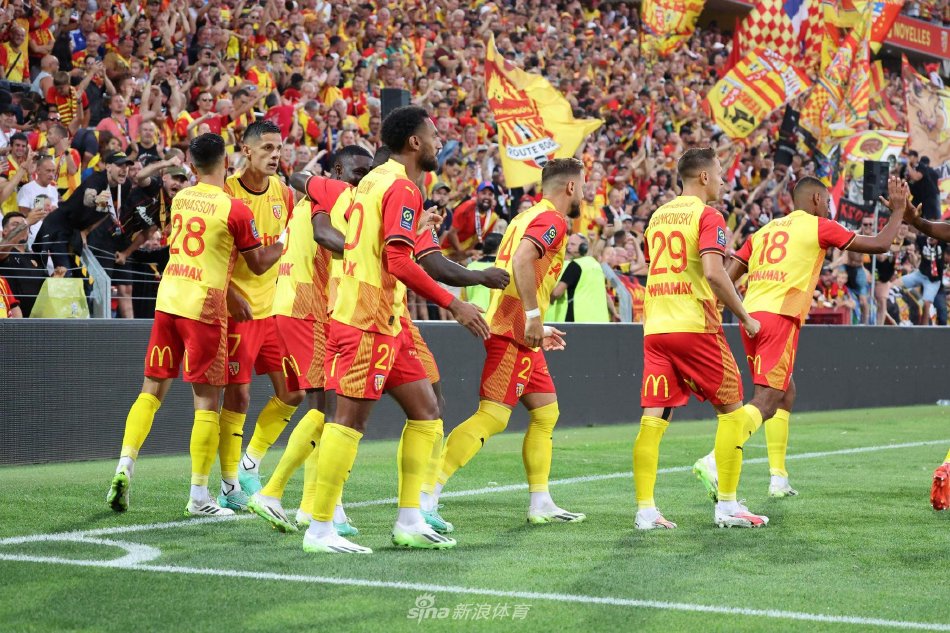 塞尔维亚体 塞尔维亚体